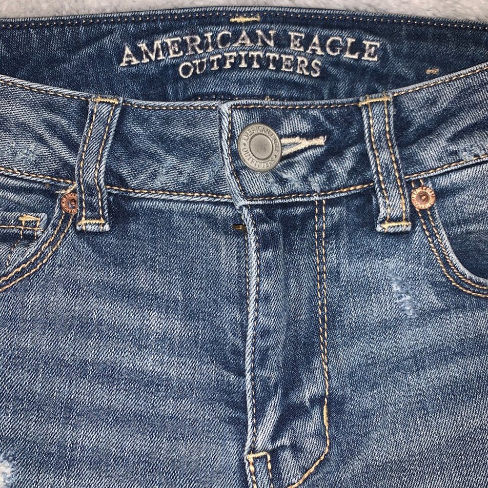Distressed Jeans - Picture 3 of 6